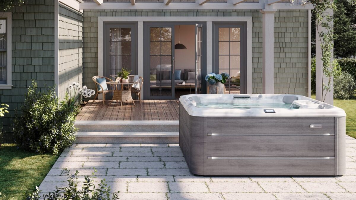 Finding the Right Hot Tub Dealer in Wisconsin